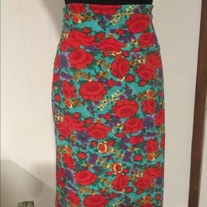 LuLaRoe Cassie Skirt Floral Rose Straight Pencil